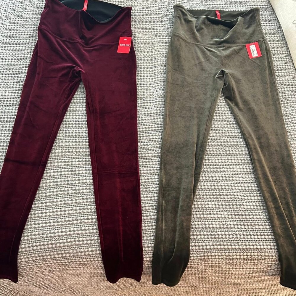 Spanx Velvet Leggings- Large